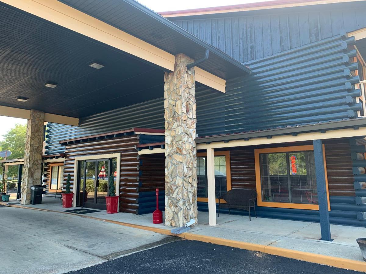 Log Cabin Inn 베이 미네트 외부 사진